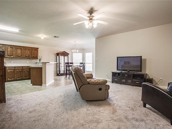 2nd image of 2601 Marsha Ln