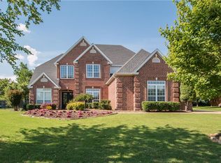 9 W Wembly Dr, Rogers, AR 72758