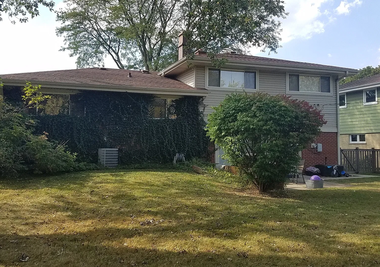 3 bed, 1.5 bath, 1942 sqft, $3,250 — Photo 3