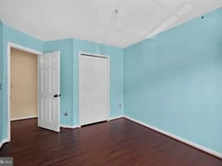 10 Augustine Ct — Photo 11