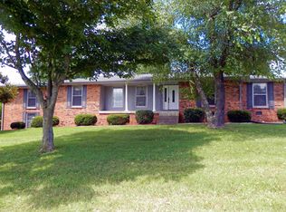 705 Loretta Dr, Goodlettsville, TN 37072