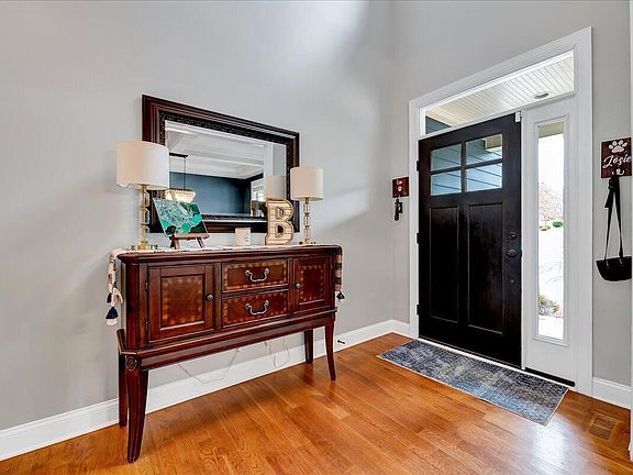 5th image of 4205 Fawn Lily Dr