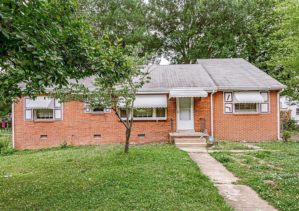 1st image of 3530 Woodmere Dr