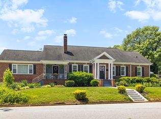 201 W Arlington Ave, Greer, SC 29650