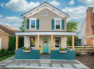 22 E Broad Way, Lovettsville, VA