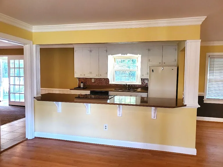 1601 Hopkins Dr — Photo 9