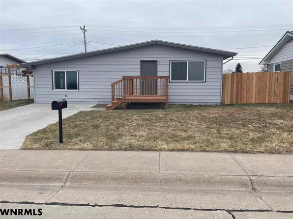 1316 E 2nd St, Kimball, NE 69145