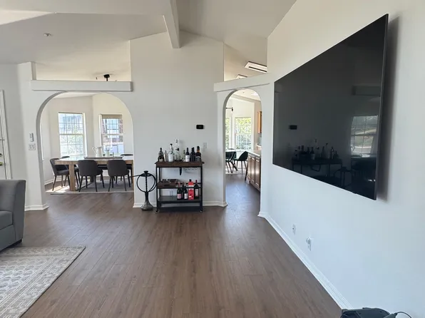 44310 Via Barranca Rd, Temecula, CA