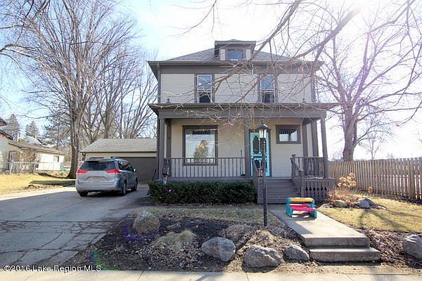 1st image of 216 E Vasa Ave