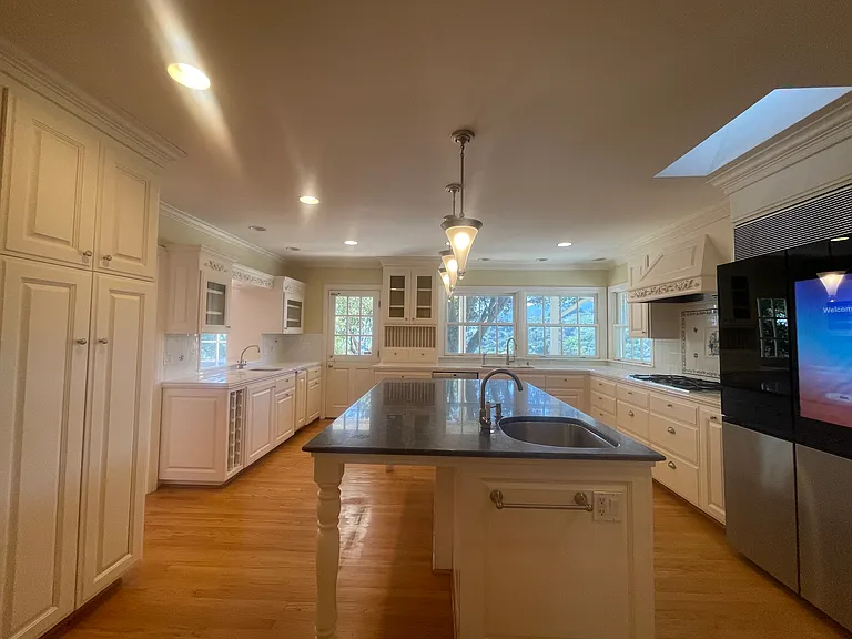 22505 Rolling Hills Rd — Photo 17