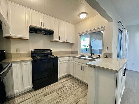 4th image of 3250 Ashford St Unit I
