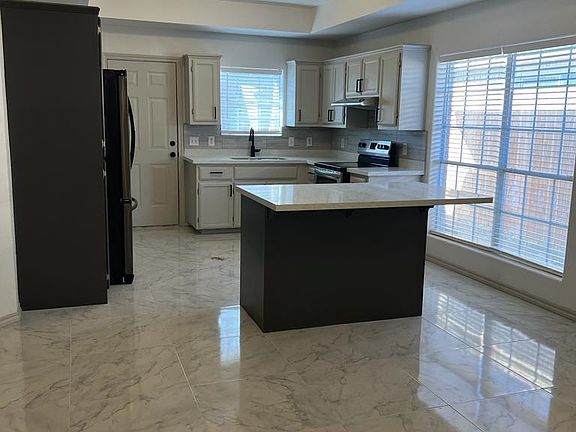 5th image of 3725 Toucan Ave