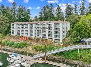 525 SE Marion St UNIT 4, Portland, OR 97202