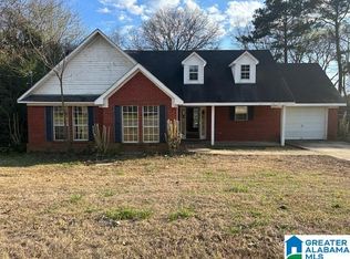 108 Colonial Cir, Clanton, AL 35045
