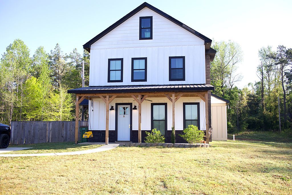 1008 County Road 266 - Property Image