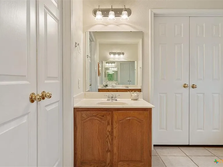 701 Prospector Trl — Photo 26
