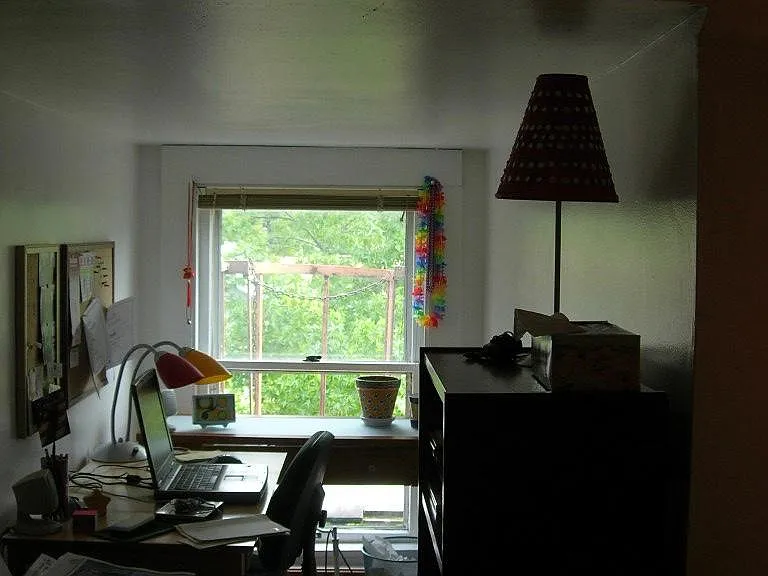 718 E 8th St #1/2 — Photo 3