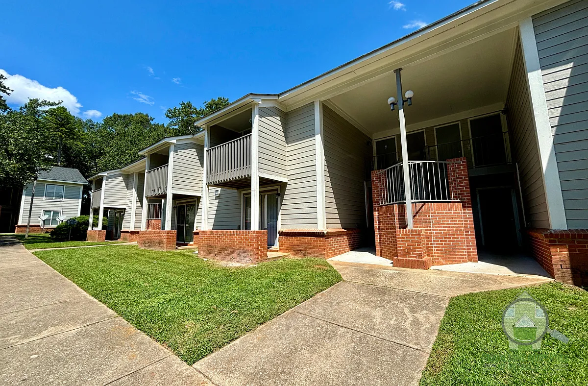 Brookstone Apartment Homes — Photo 1