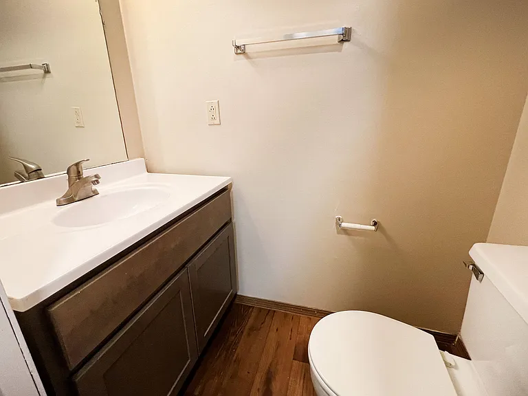 Woodhills Apartments — Photo 65