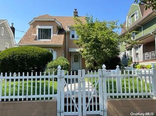 8746 134th St, Richmond Hill, NY 11418