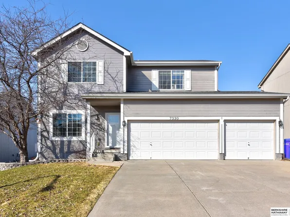 7330 S 183rd St, Omaha, NE 68136