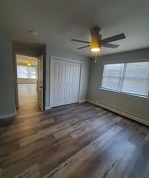 1009 E Grove St #1 — Photo 2