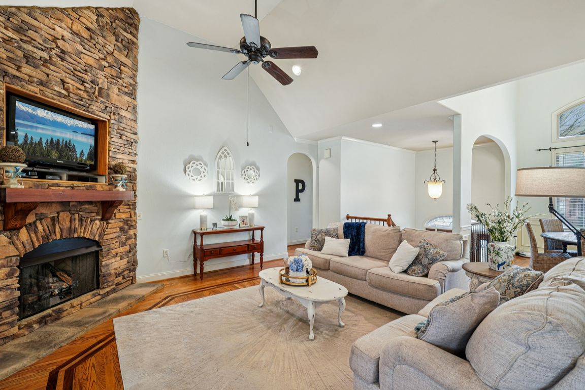 next background image