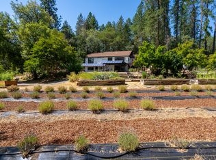 445 Timber Ln, Grants Pass, OR 97526