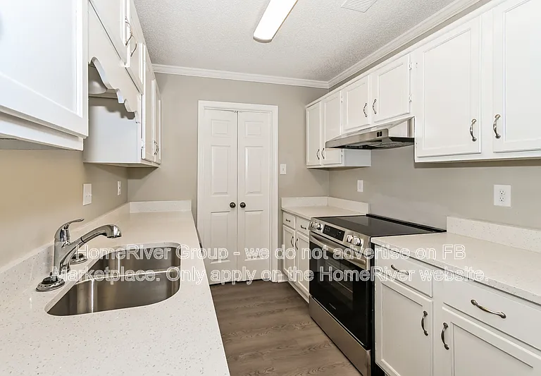 1378 Fieldstone Trl — Photo 9
