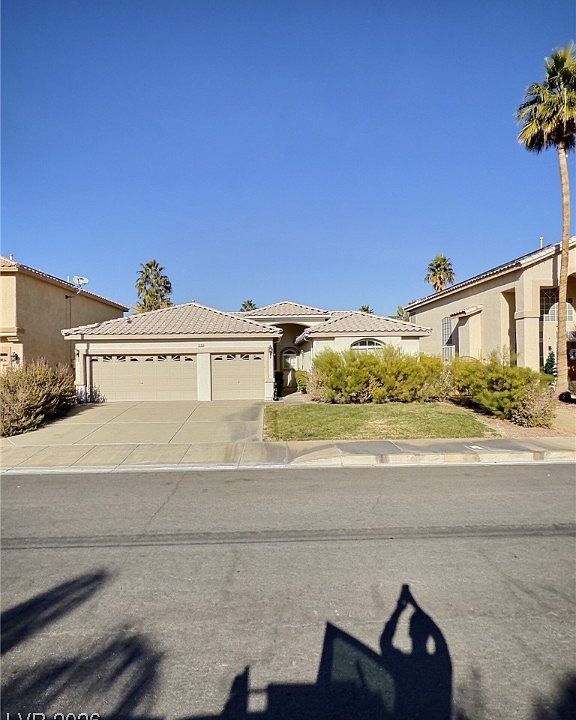 1st image of 1088 Broomfield Dr