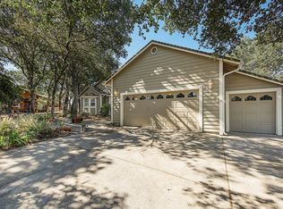 21068 Powder Horn Rd, Hidden Valley Lake, CA 95467