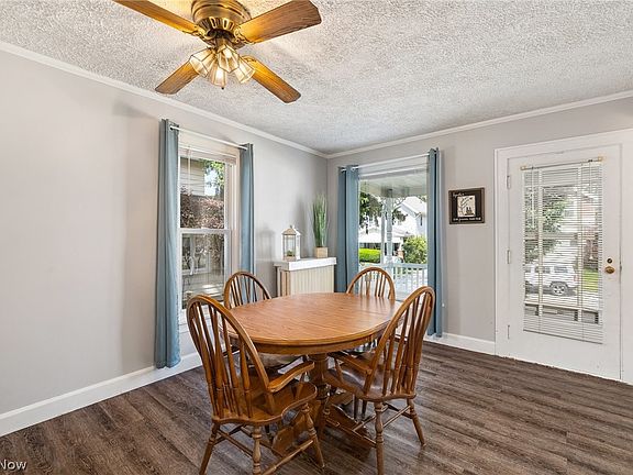 5th image of 610 Heltman Ave