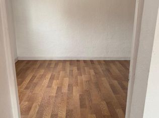 1409 Elena Cir SW, Albuquerque, NM 87105