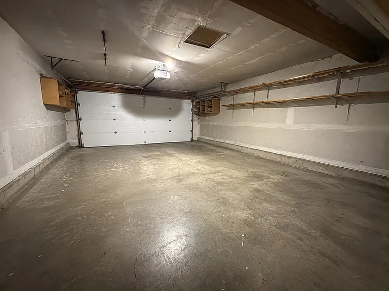 8391 Majestic Dr — Photo 7