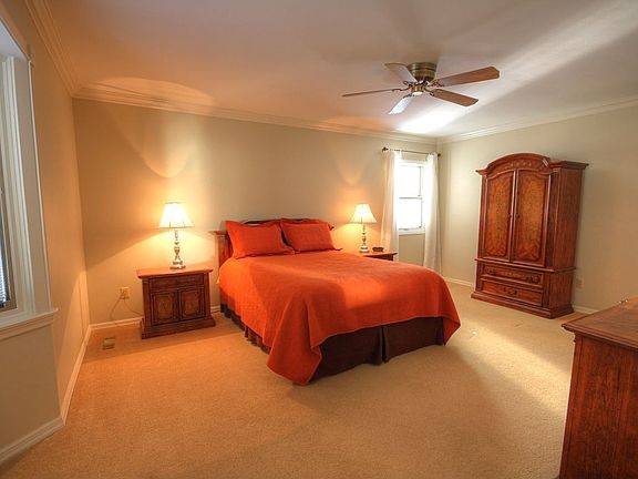 5th image of 632 Garden Leaf Ct