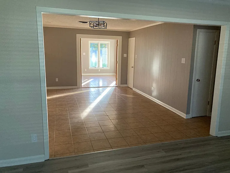 205 Foreman Dr — Photo 7