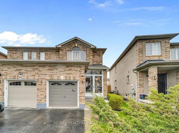 24 Melissa Ct, Brampton, ON L6X 4X1