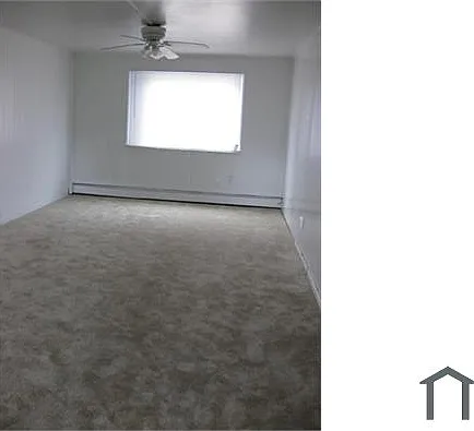 57 Harvey Pl — Photo 8