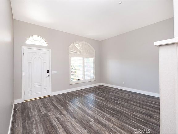 3rd image of 8715 Dufferin Ave