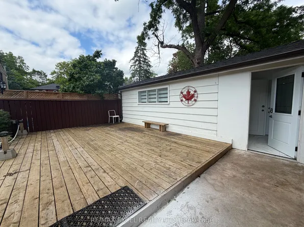 5 Union St, Markham, ON L3R 2H4
