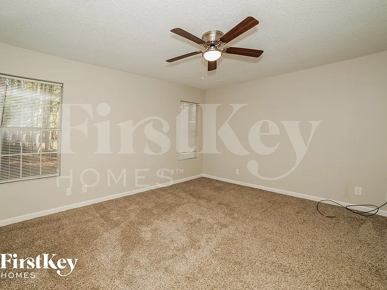 21 Angelo Rd — Photo 6