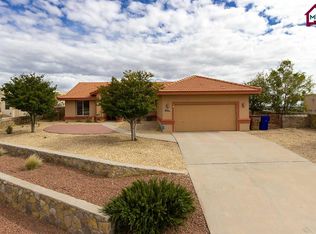 2822 Lookout Ridge Dr, Las Cruces, NM 88011