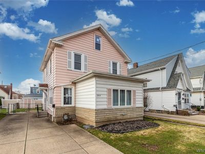 2915 Porter Rd, Niagara Falls, NY, 14305