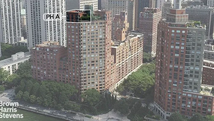 377 Rector Place #PHA in Battery Park City, Manhattan 377 Rector Place #PHA in Battery Park City, Manhattan