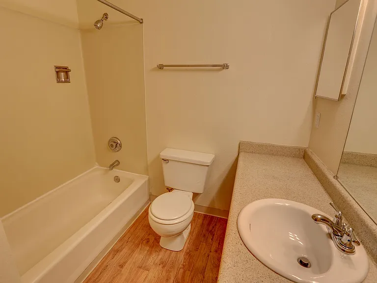 Americana Lakewood Apartments — Photo 26