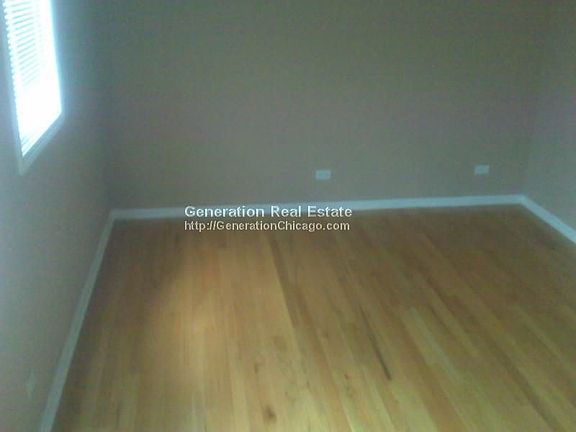 2nd image of 919 W Leland Ave APT B