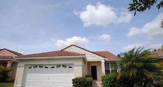1st image of 833 Sand Creek Cir