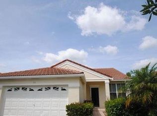 833 Sand Creek Cir, Fort Lauderdale, FL 33327