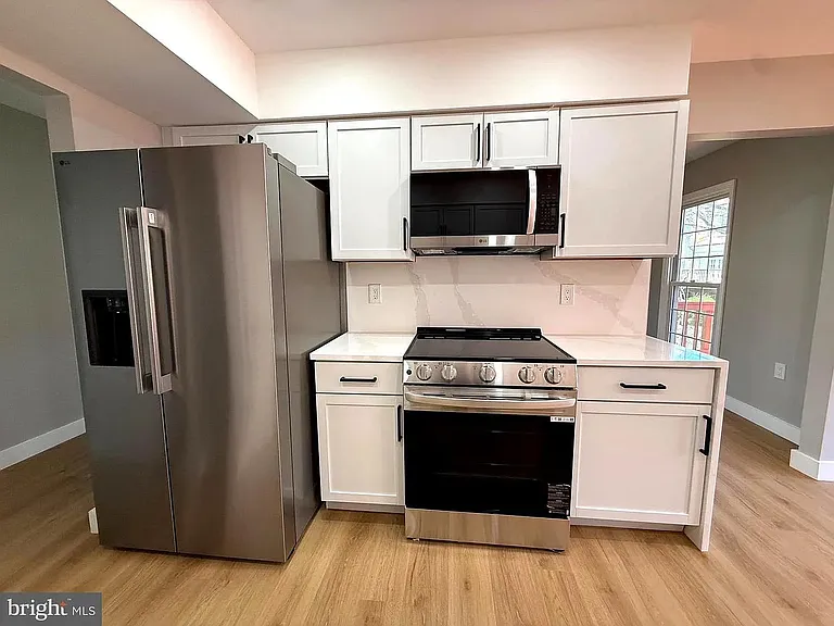 5836 Apsley House Ct — Photo 18