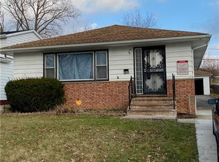5041 Cato St, Maple Heights, OH